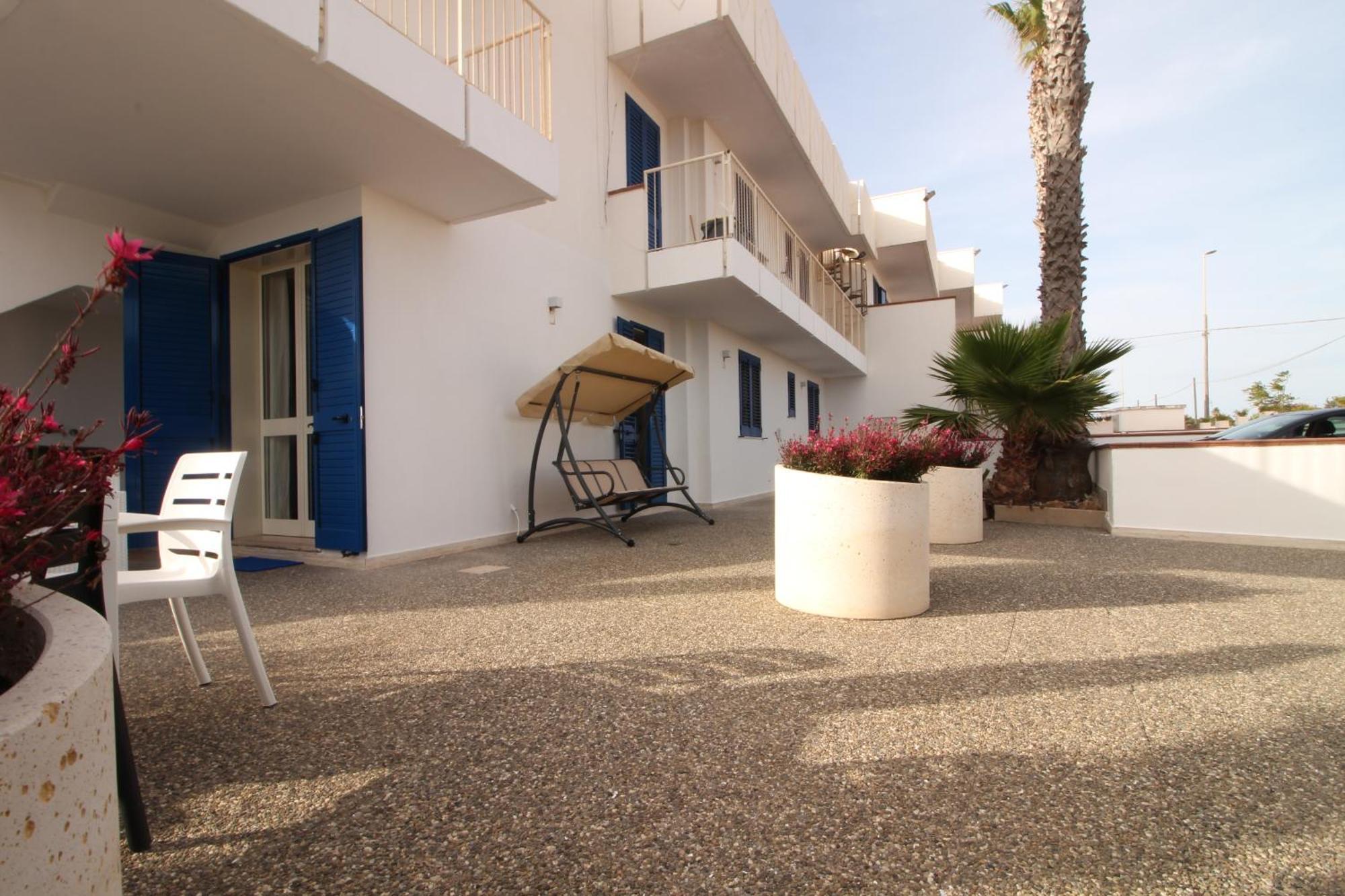 Residence Mare Azzurro Torre San Giovanni Ugento Exteriör bild