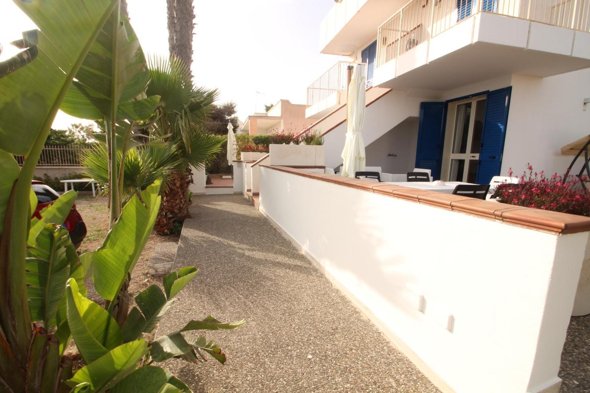 Residence Mare Azzurro Torre San Giovanni Ugento Exteriör bild