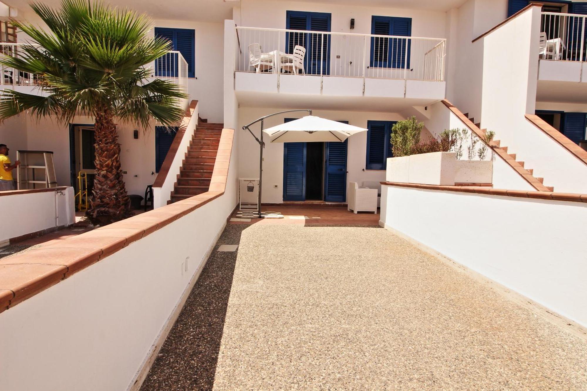 Residence Mare Azzurro Torre San Giovanni Ugento Exteriör bild