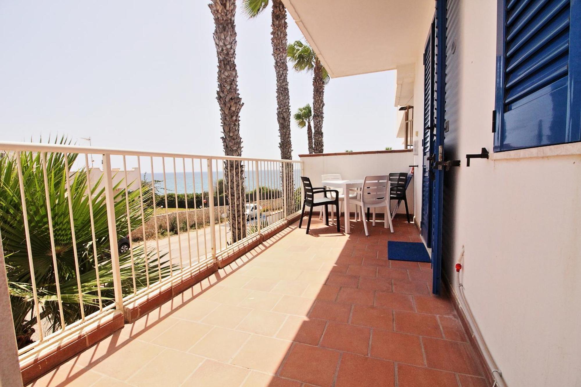 Residence Mare Azzurro Torre San Giovanni Ugento Exteriör bild