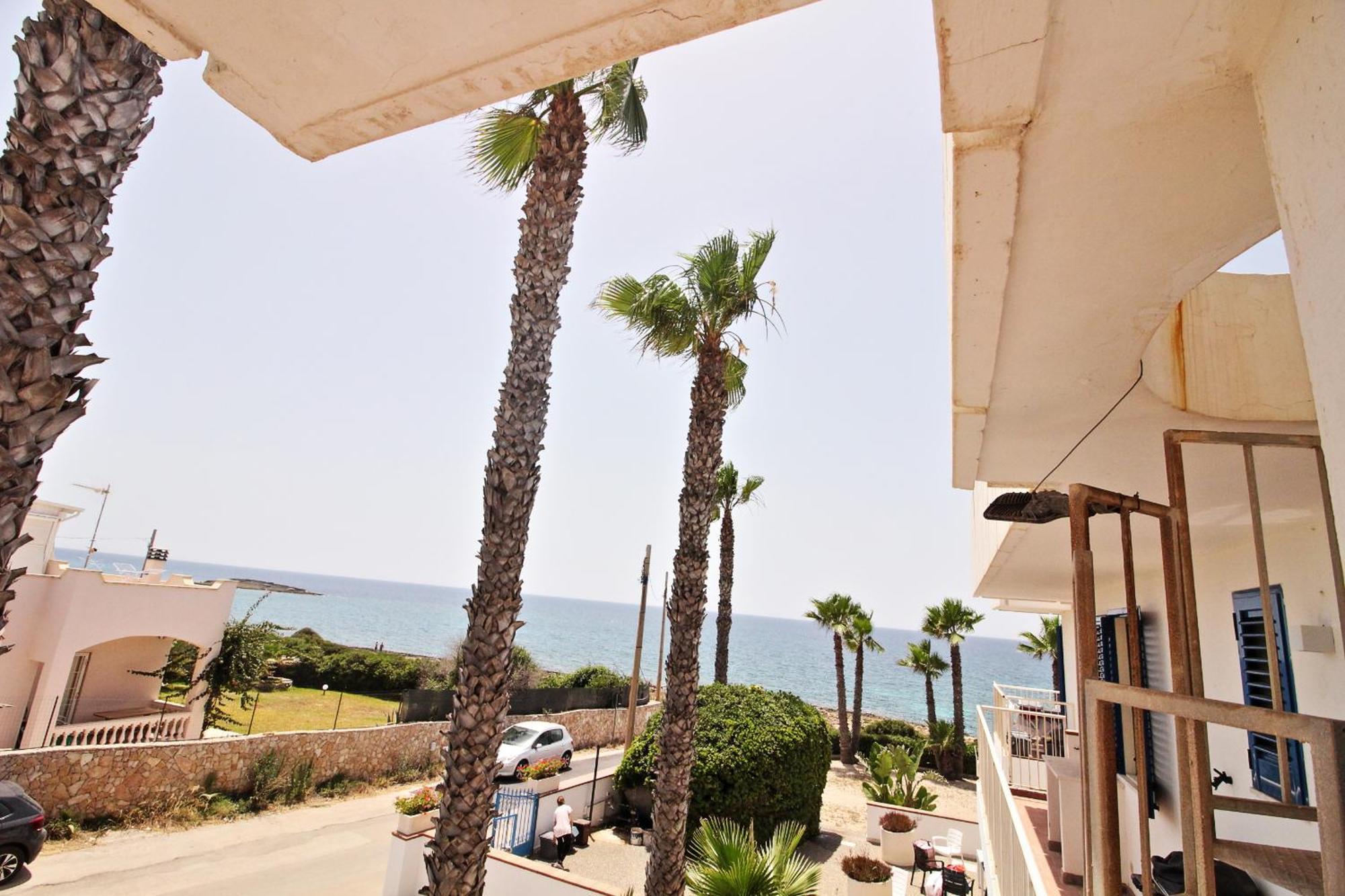 Residence Mare Azzurro Torre San Giovanni Ugento Exteriör bild