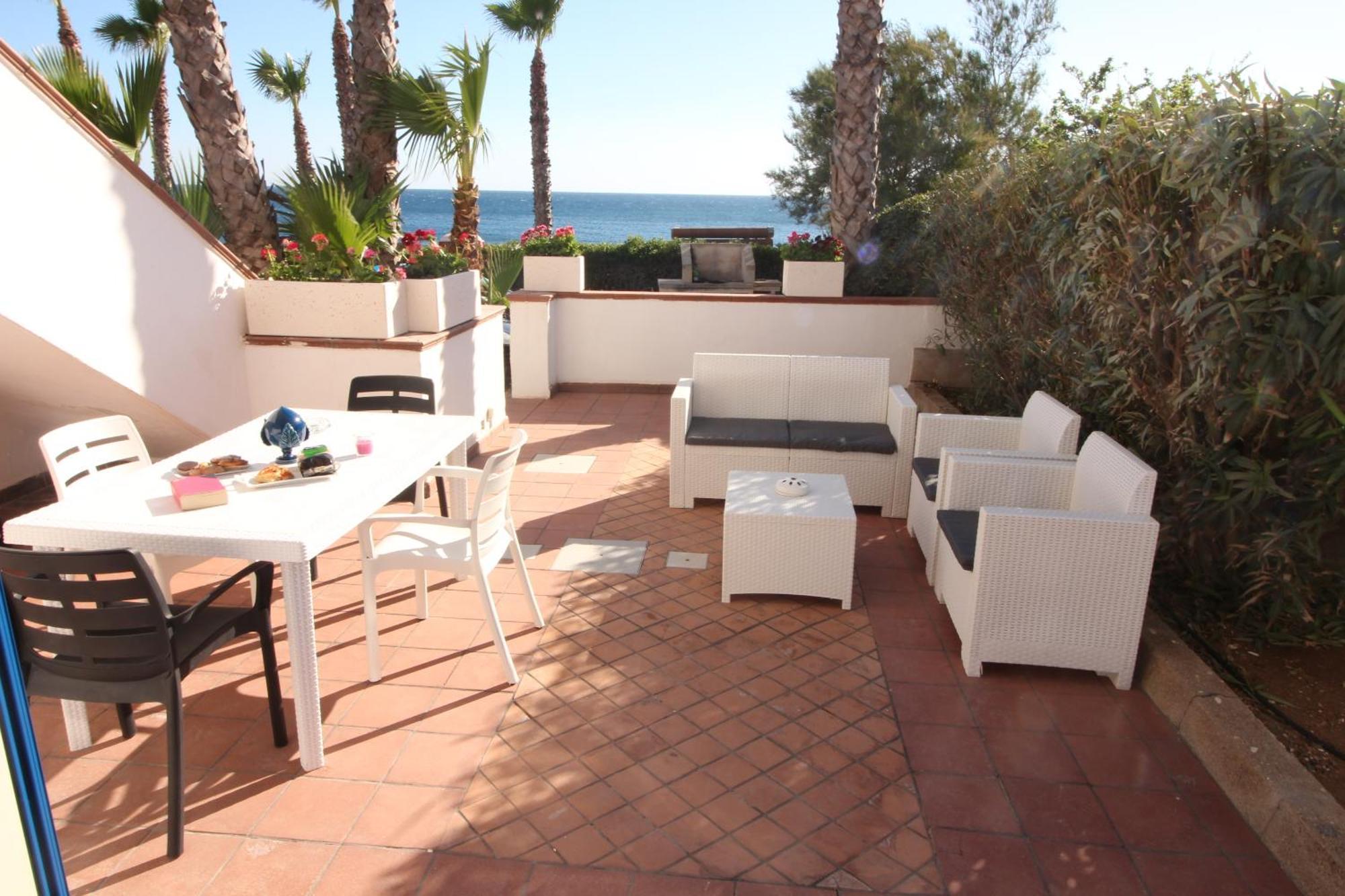 Residence Mare Azzurro Torre San Giovanni Ugento Exteriör bild