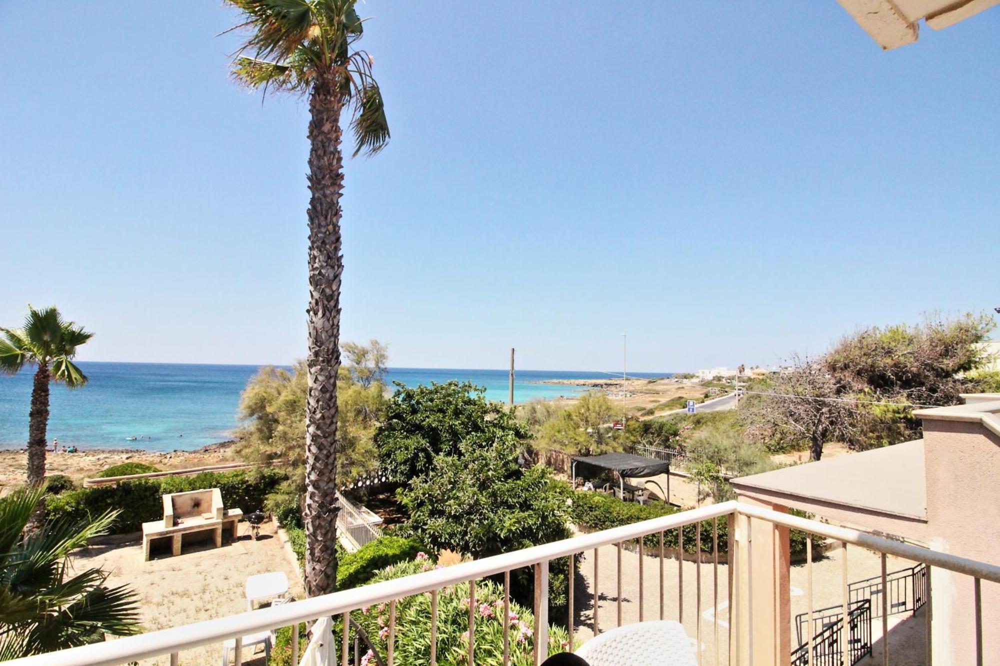 Residence Mare Azzurro Torre San Giovanni Ugento Exteriör bild